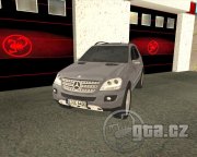 Mercedes-Benz ML500